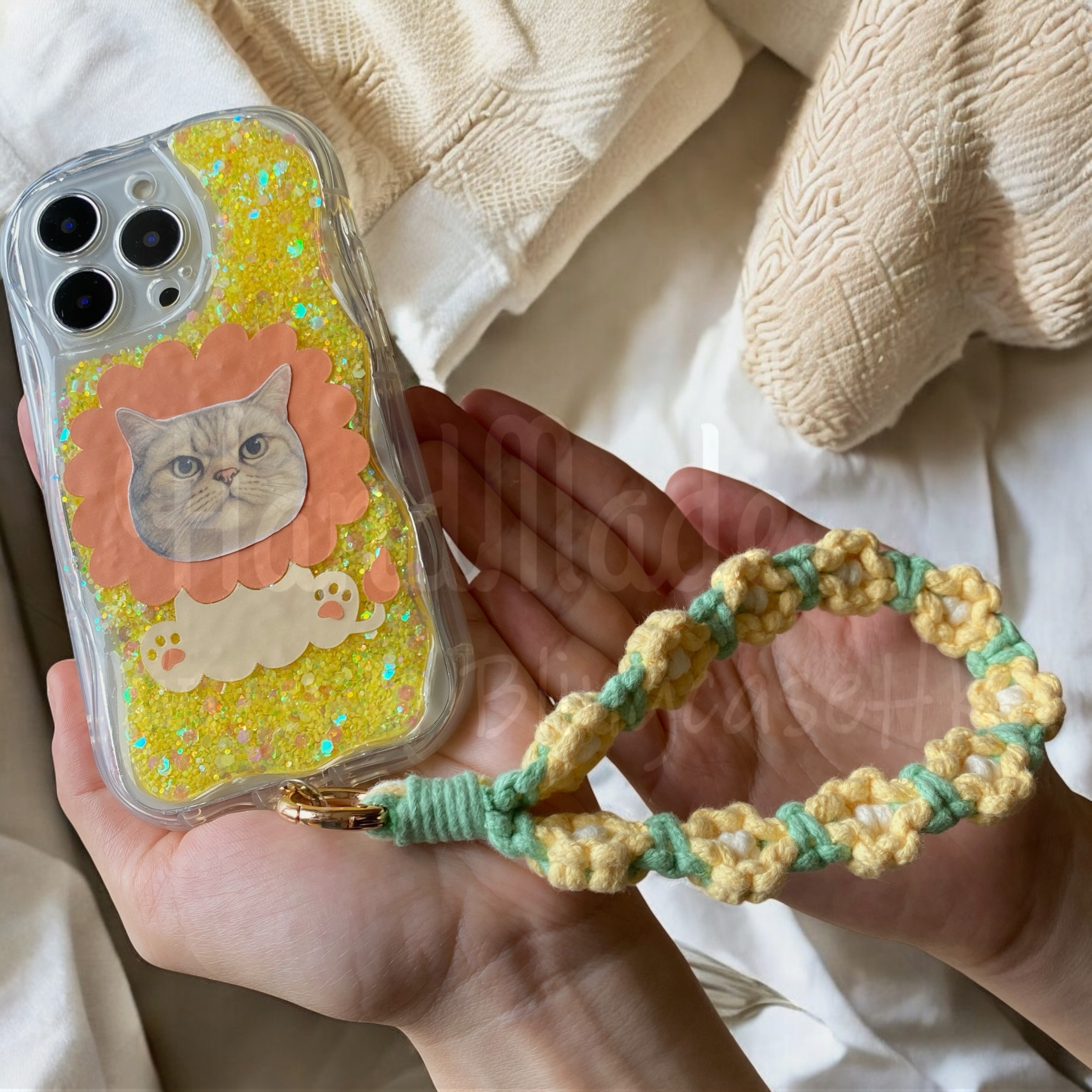 寵物手繪訂製 │ 獅子頭 花花編織手繩 手工滴膠 iPhone 波浪手機殼