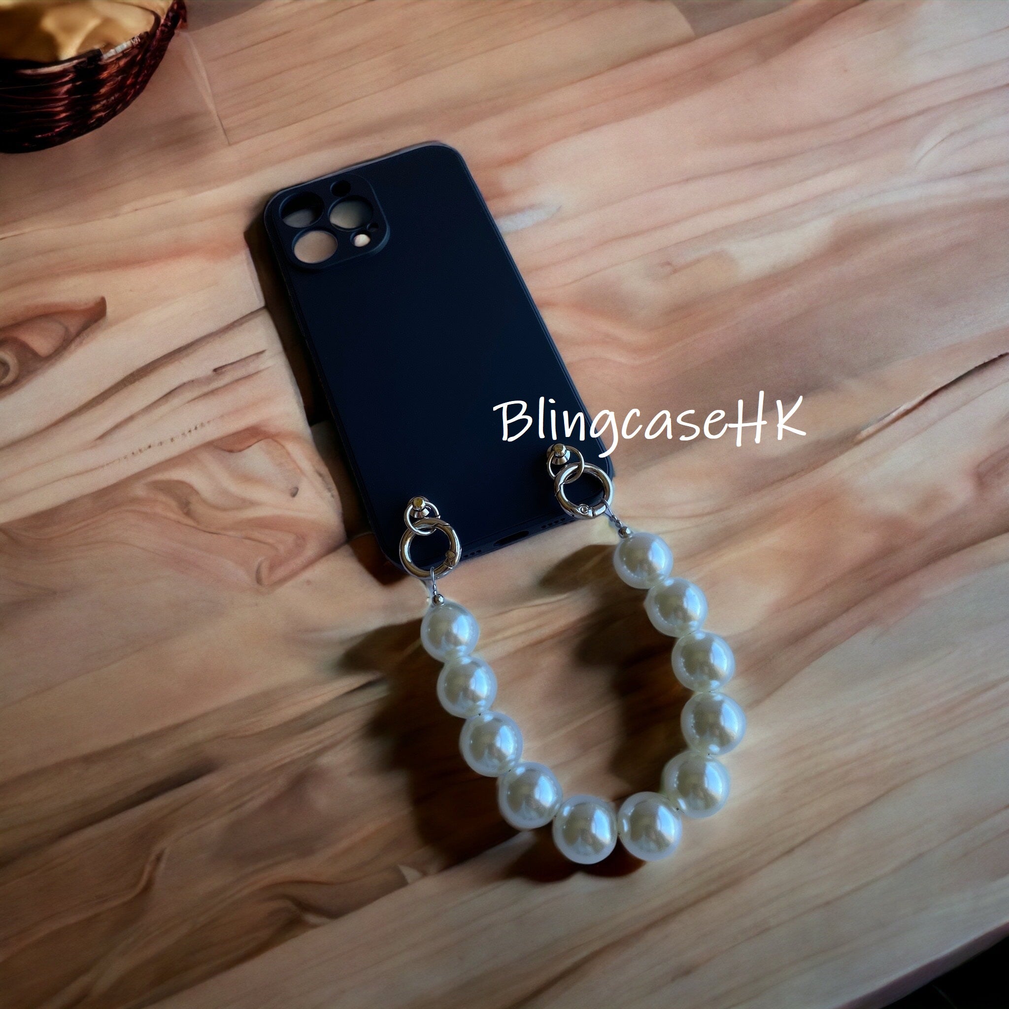 Handmade │ Bracelet lanyard + adjustable cross-body strap iPhone / Samsung mobile phone case 