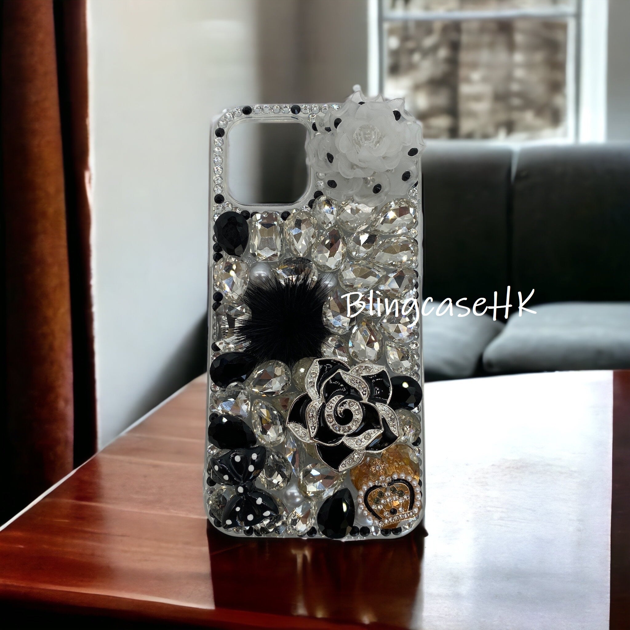 Purely handmade birthday gift for girls│rhinestone crystal iPhone / Samsung mobile phone case 