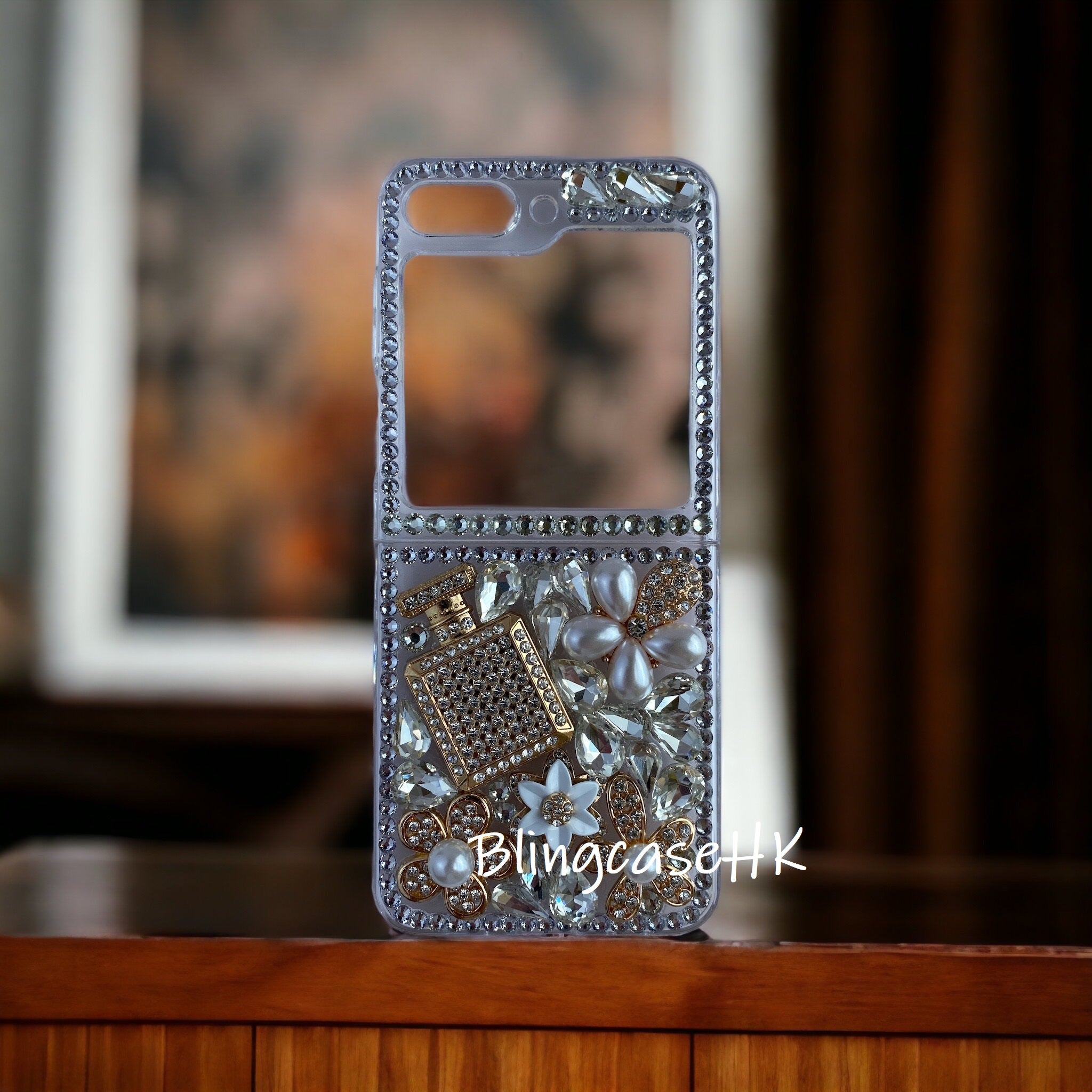 Purely handmade girl series│Crystal rhinestone Samsung Galaxy Z Flip 5 6 mobile phone case 