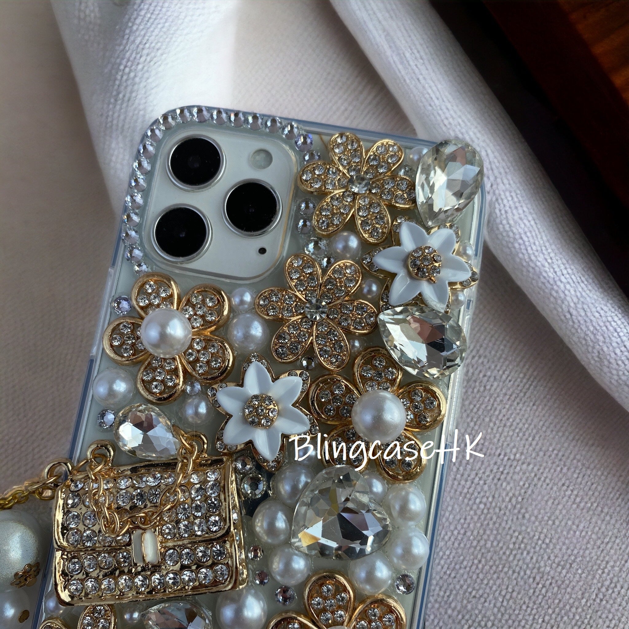 Purely handmade goddess must-have│rhinestone crystal lip iPhone/Samsung mobile phone case 