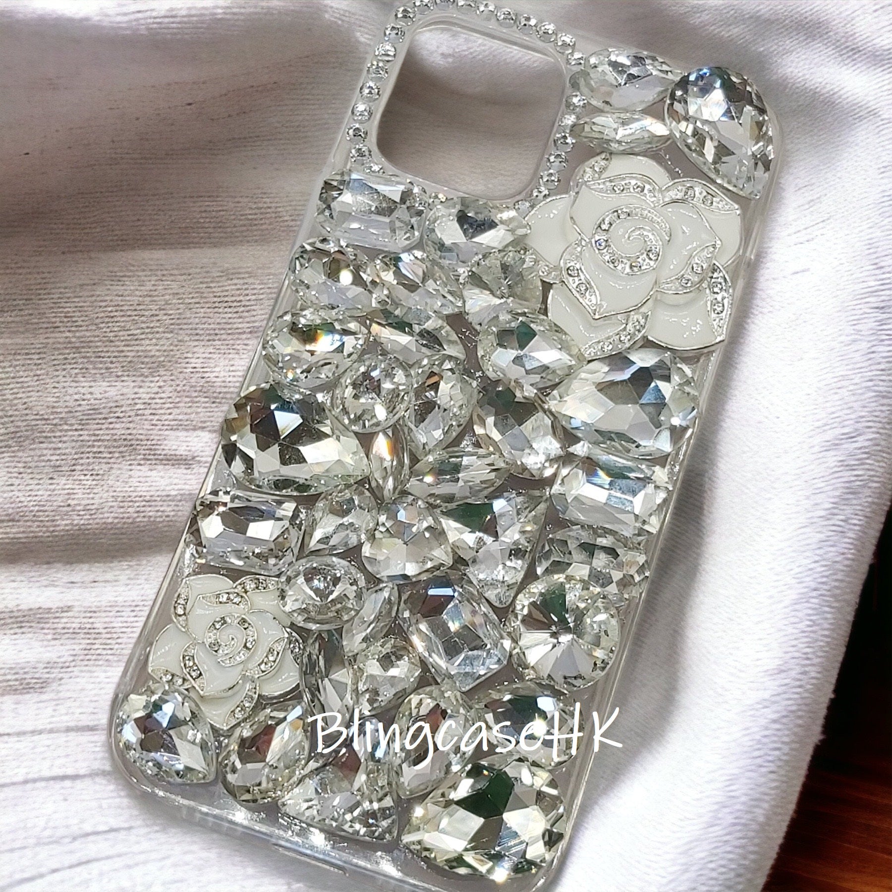 Purely handmade│Rhinestone crystal flower iPhone / Samsung phone case 