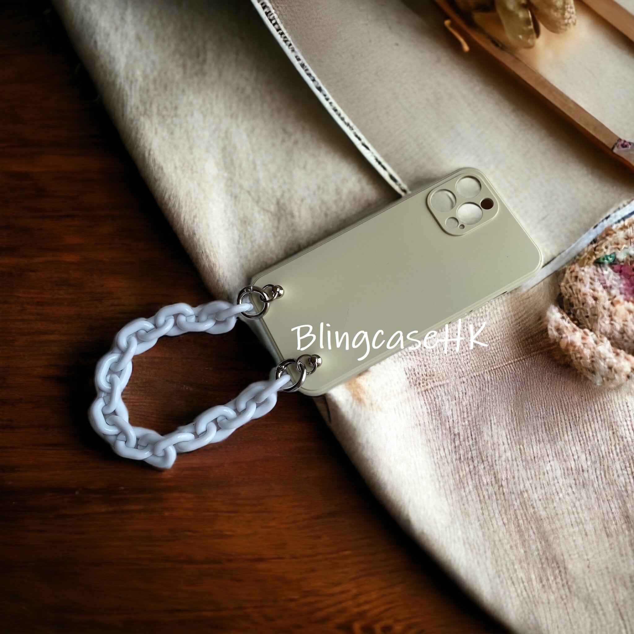 Handmade │ Bracelet lanyard + adjustable cross-body strap iPhone / Samsung mobile phone case 