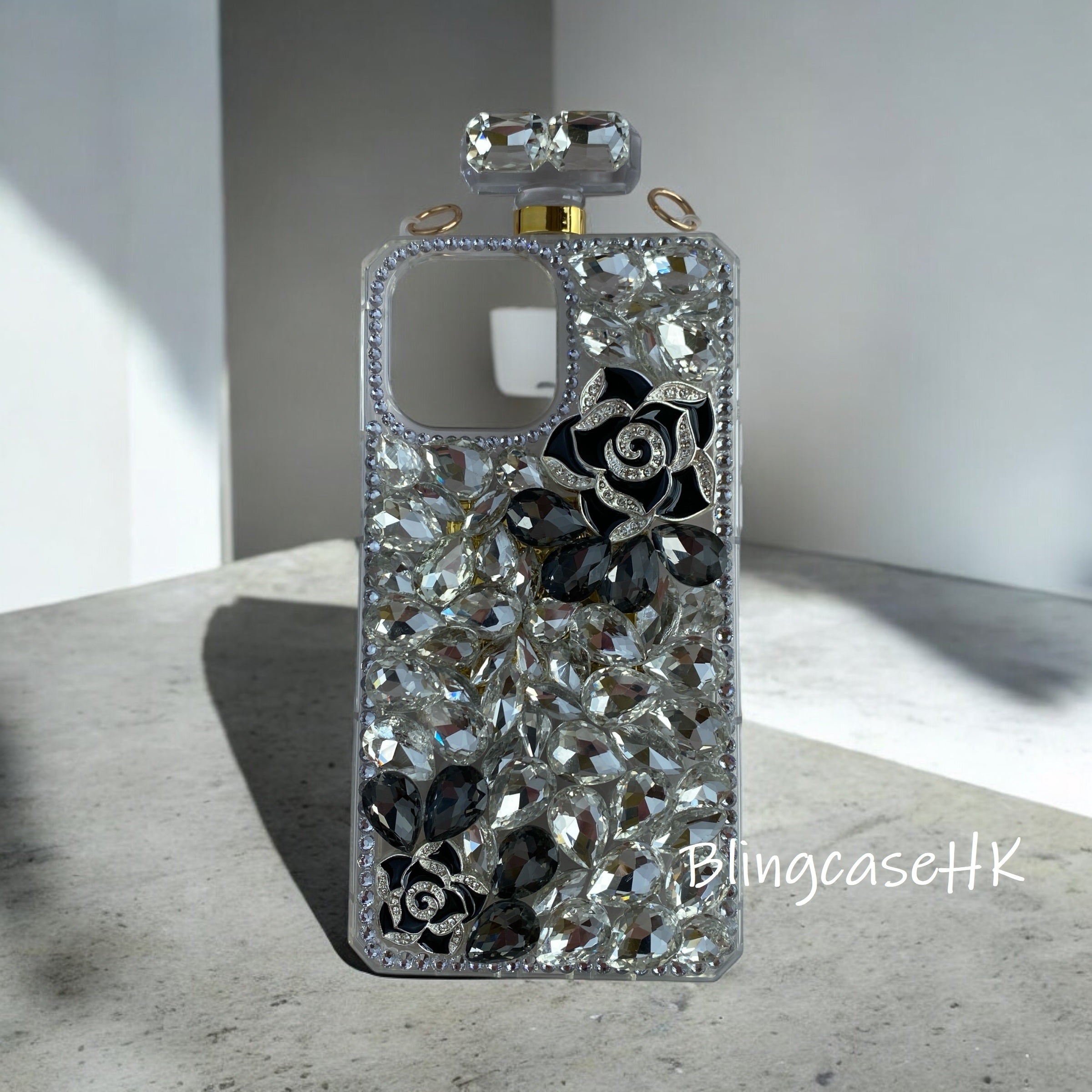 Purely handmade│Cross strap perfume bottle crystal rhinestone iPhone / Samsung mobile phone case 