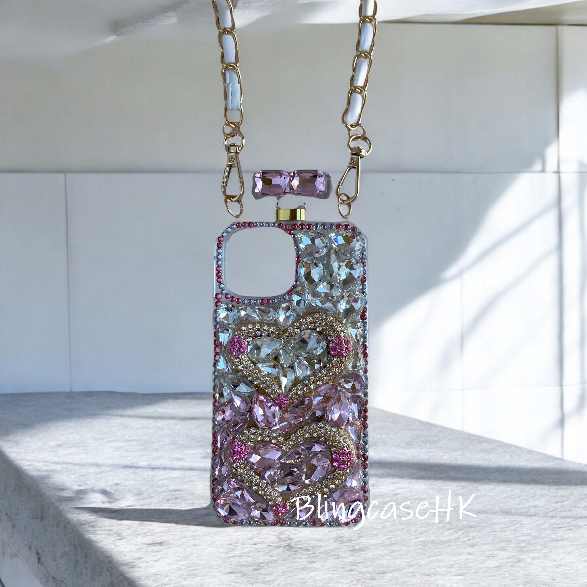 Purely handmade goddess must-have│slant strap perfume bottle heart-shaped rhinestone crystal iPhone / Samsung mobile phone case 