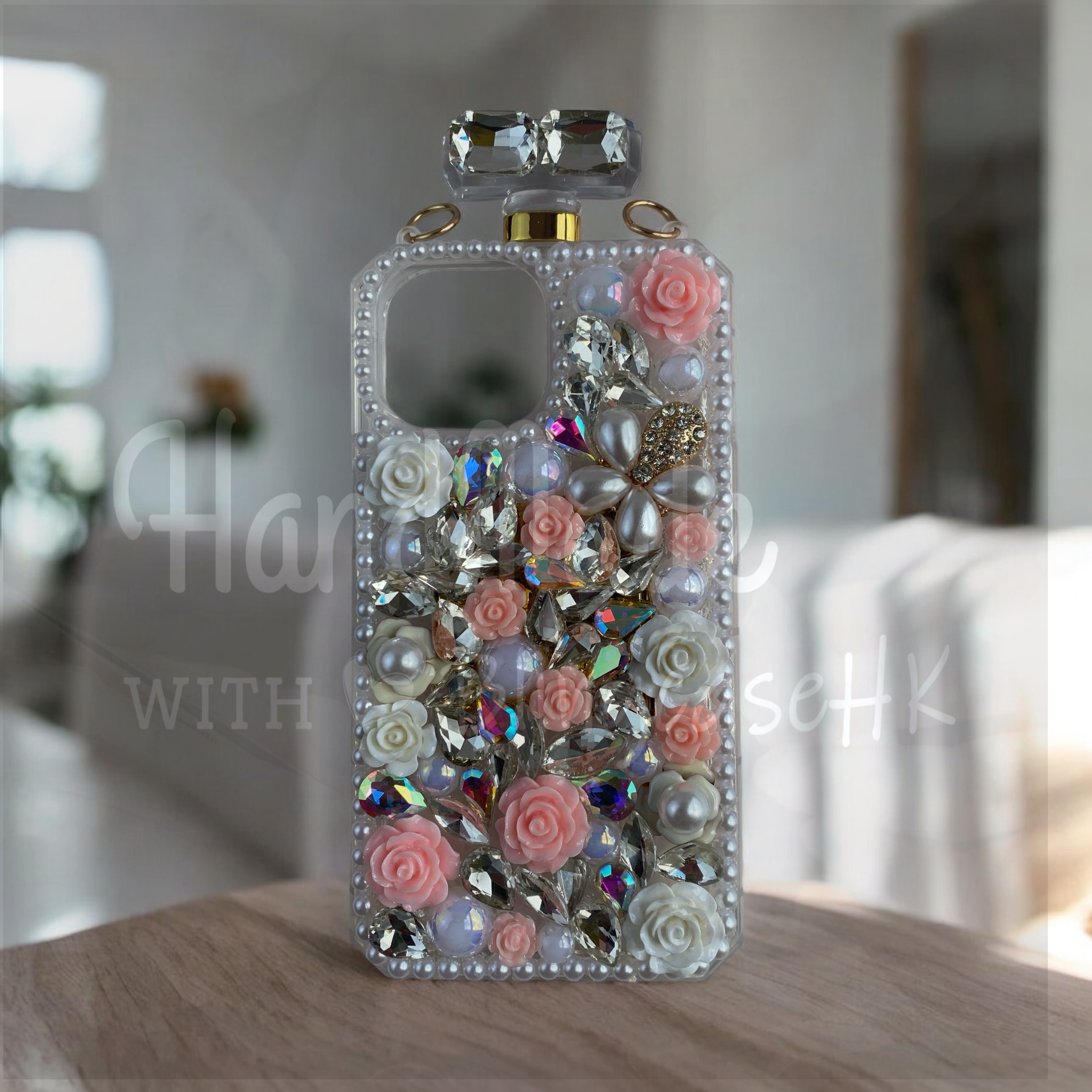 Purely handmade │ Diagonal shoulder strap perfume bottle rhinestone flower iPhone / Samsung mobile phone case 