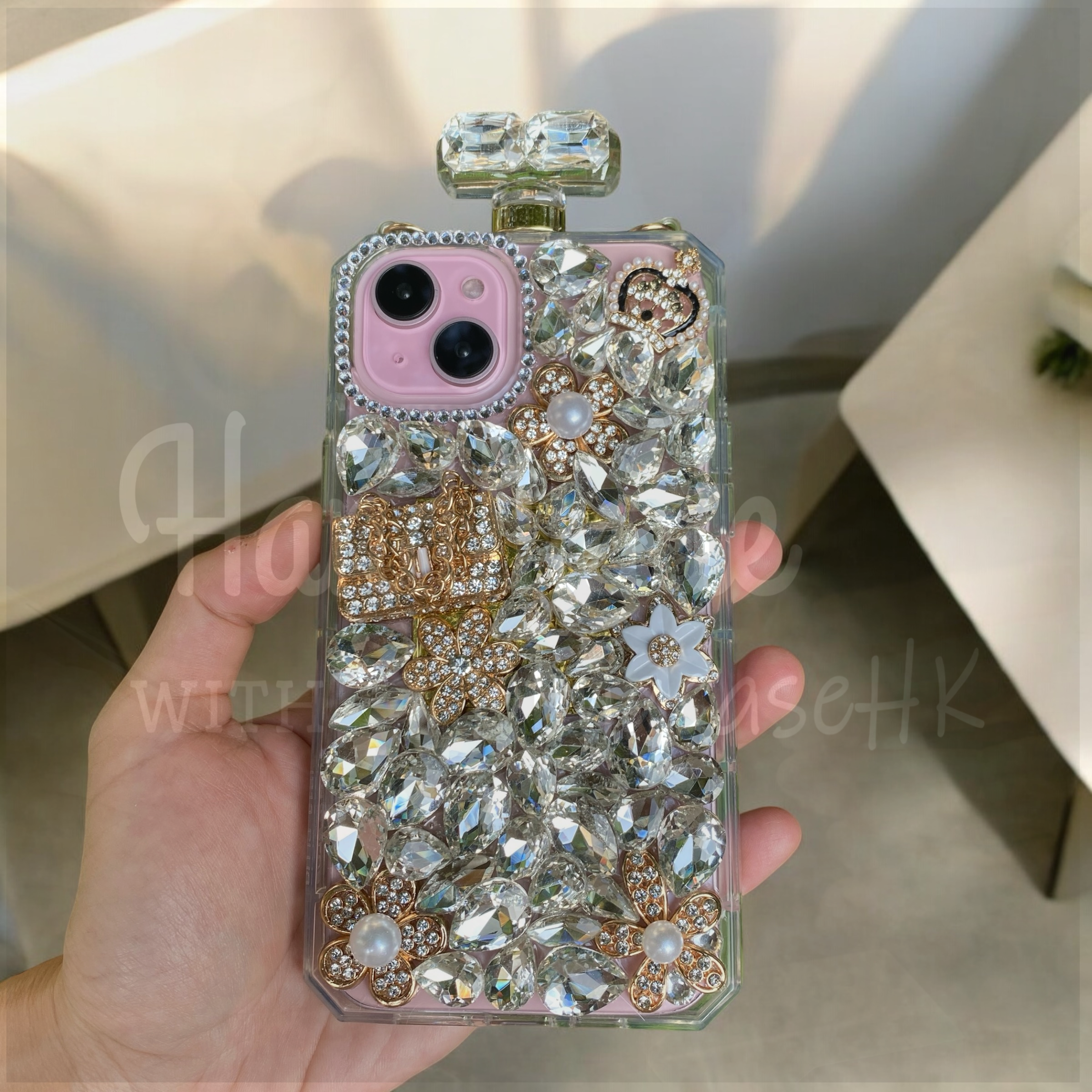 Purely handmade goddess must-have│slant strap perfume bottle heart-shaped rhinestone crystal iPhone / Samsung mobile phone case 