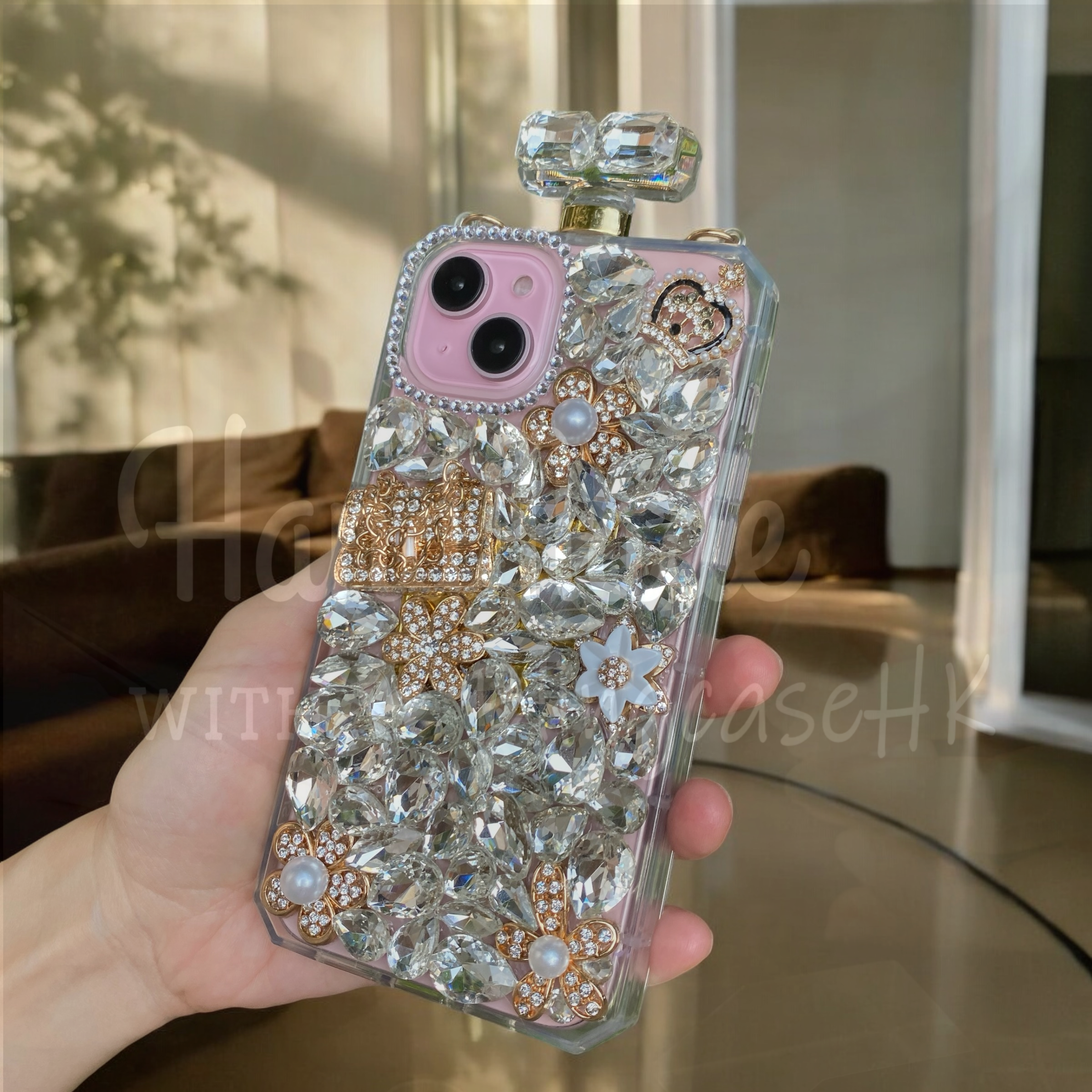 Purely handmade goddess must-have│slant strap perfume bottle heart-shaped rhinestone crystal iPhone / Samsung mobile phone case 