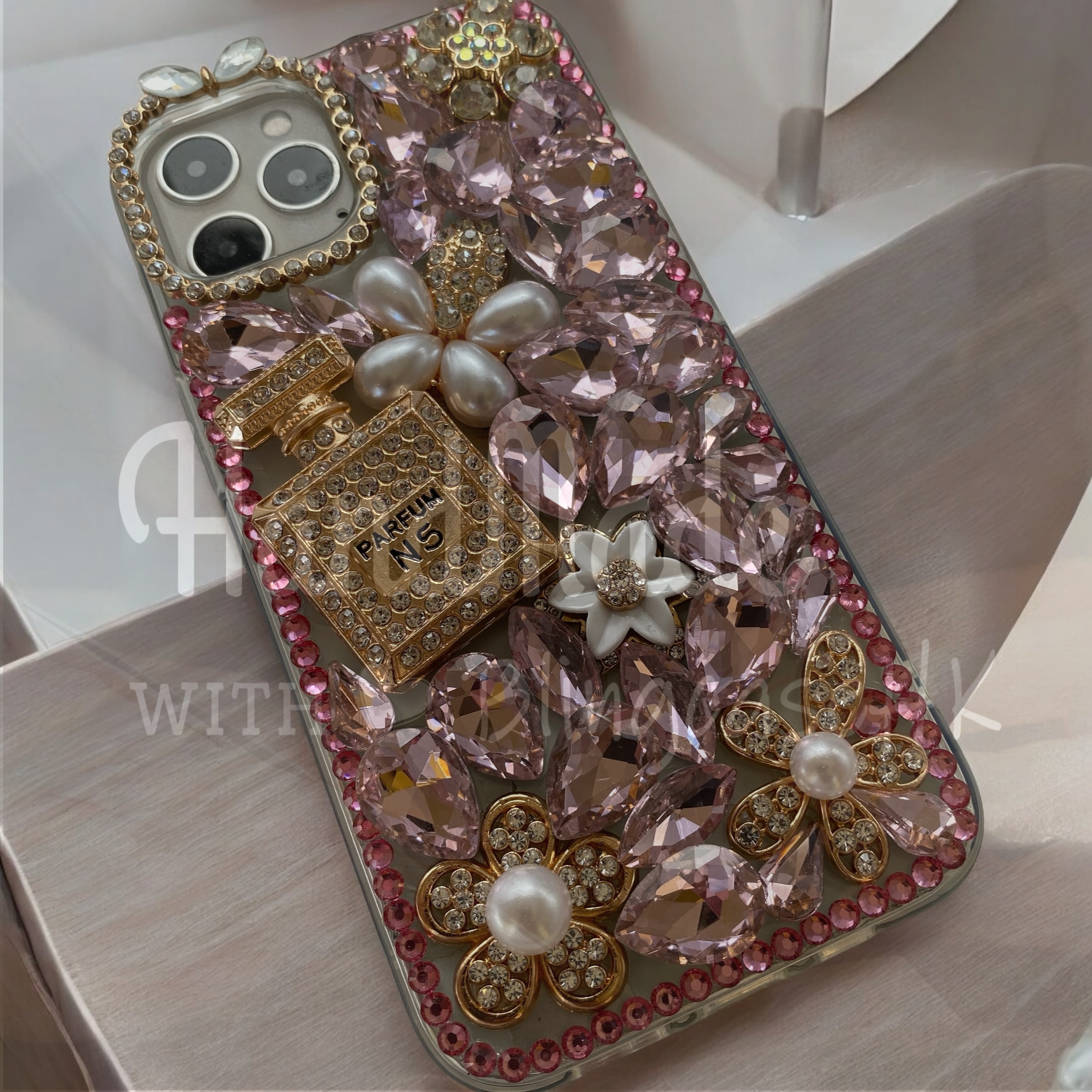 Purely handmade goddess must-have│rhinestone crystal lip iPhone/Samsung mobile phone case 