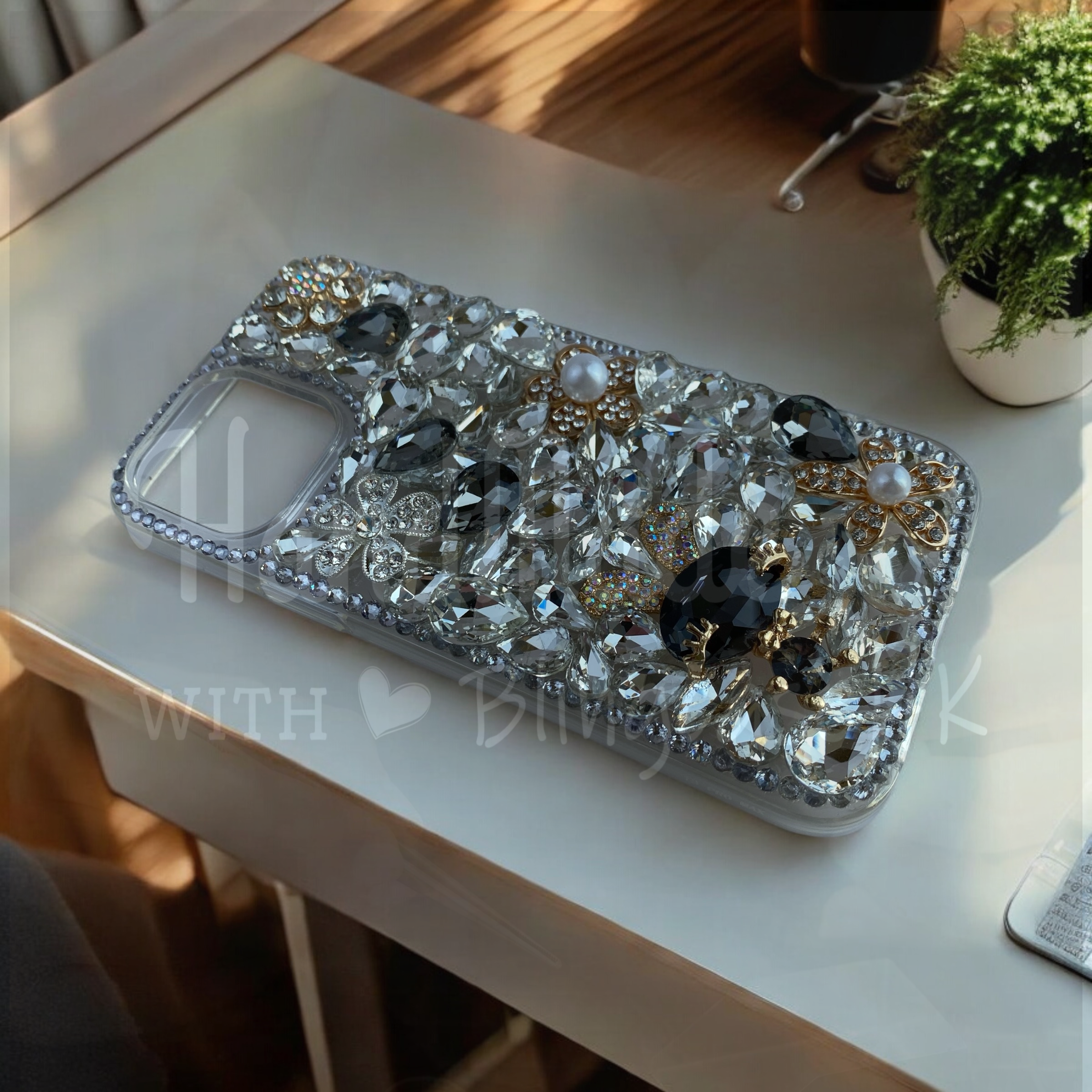 Purely handmade goddess must-have│rhinestone crystal lip iPhone/Samsung mobile phone case 