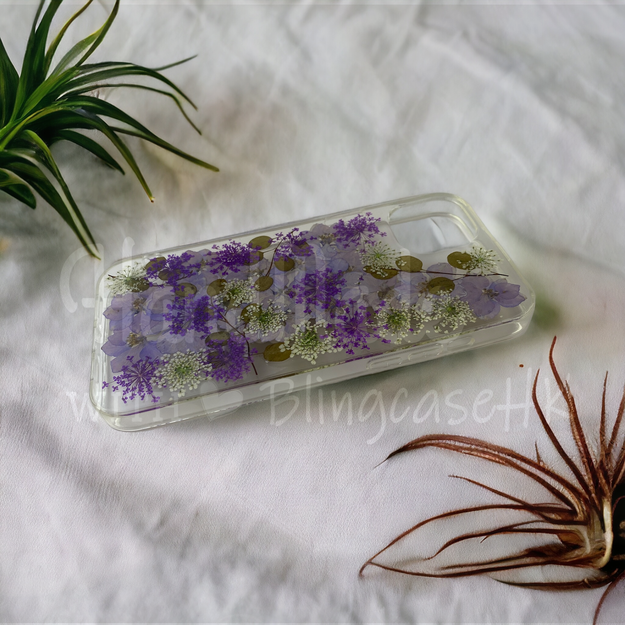 Purely handmade essential for literary youth│dry flower embossed preserved flower iPhone case 