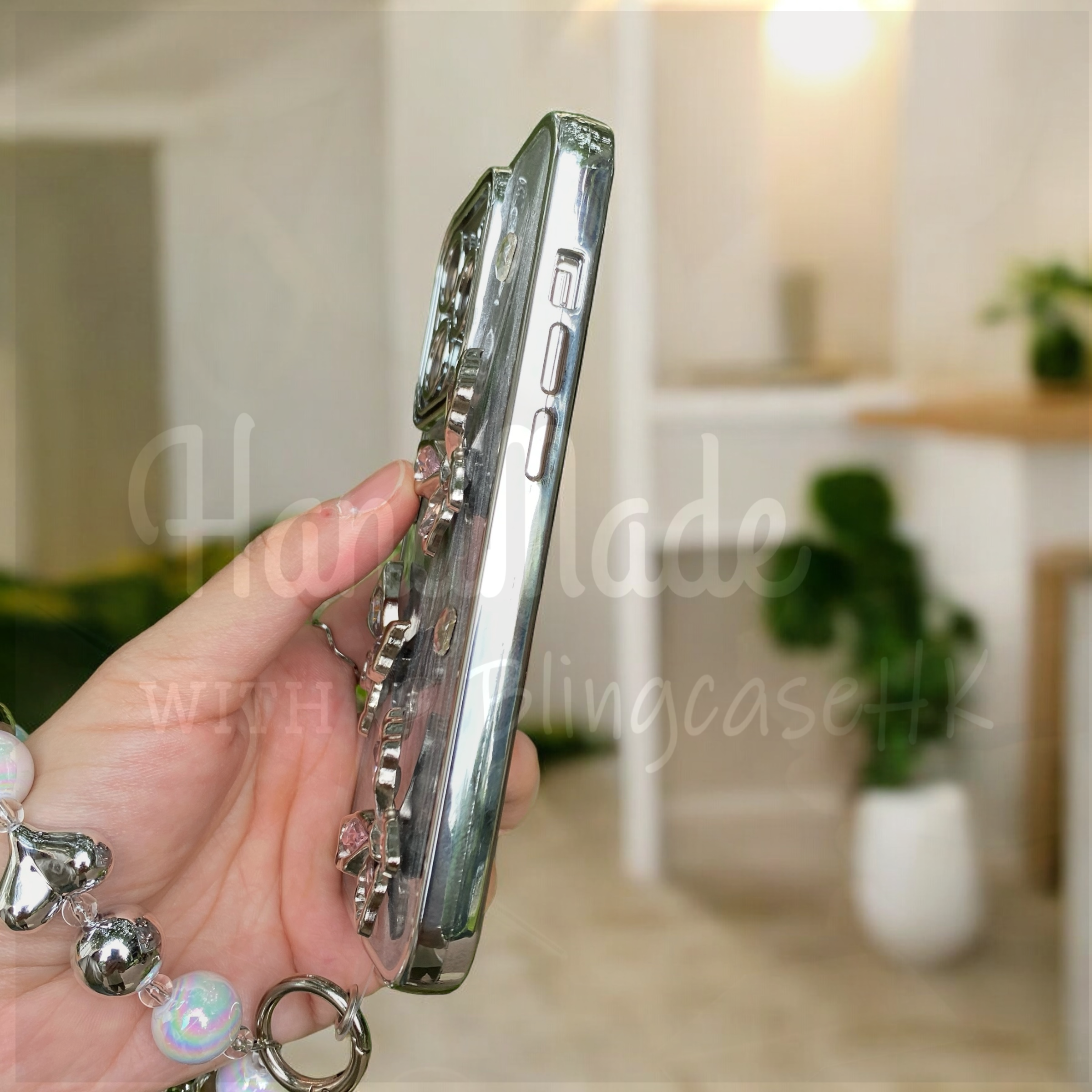 Handmade│ Crystal Cat Wristband Bracelet Lanyard iPhone Glue Phone Case 